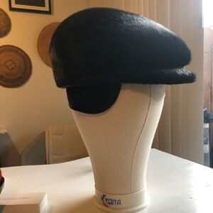 Mexa Poccnn fur hat Russian